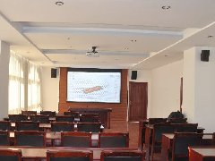 煙草公司的會議室